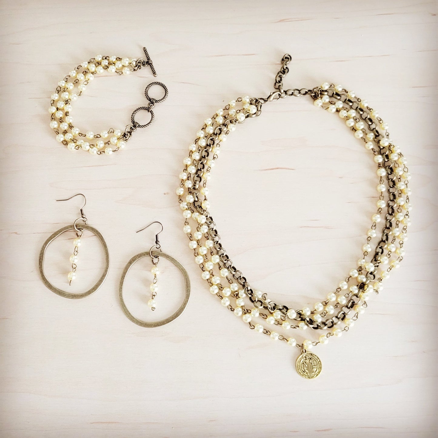 Champagne Pearl Triple Strand Beaded Bracelet 812a