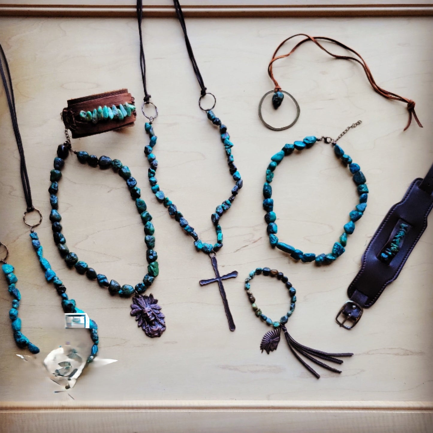 **Natural Turquoise Collar Necklace w/ Indian Head Pendant 259n