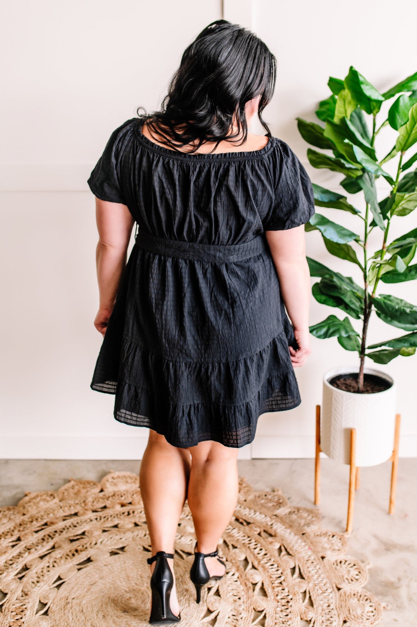 Puff Sleeve Belted Tiered Dress In Black