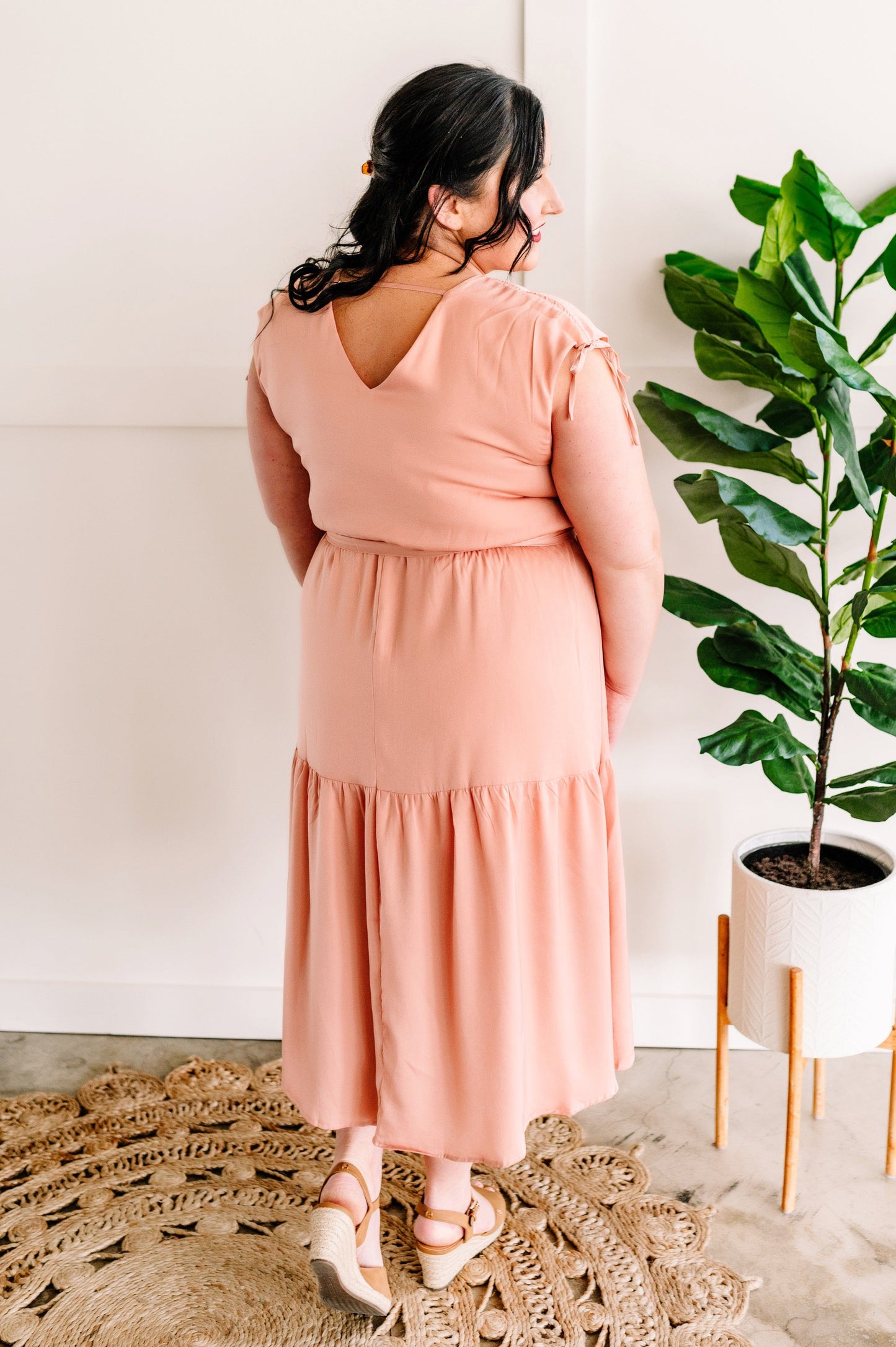 Peachy Queen Midi Dress