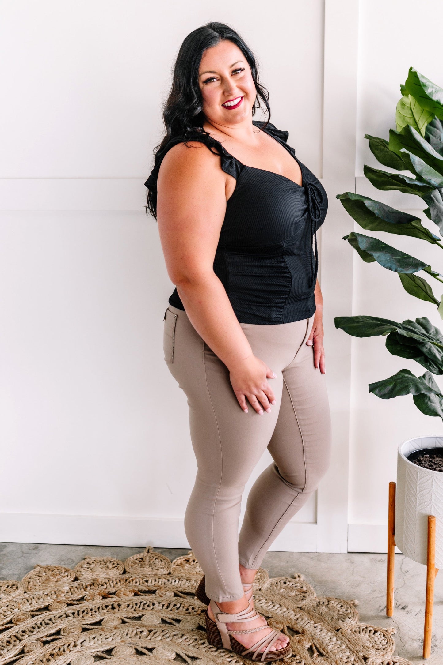Sweetheart Neckline Flutter Sleeve Top In Smokin' Black
