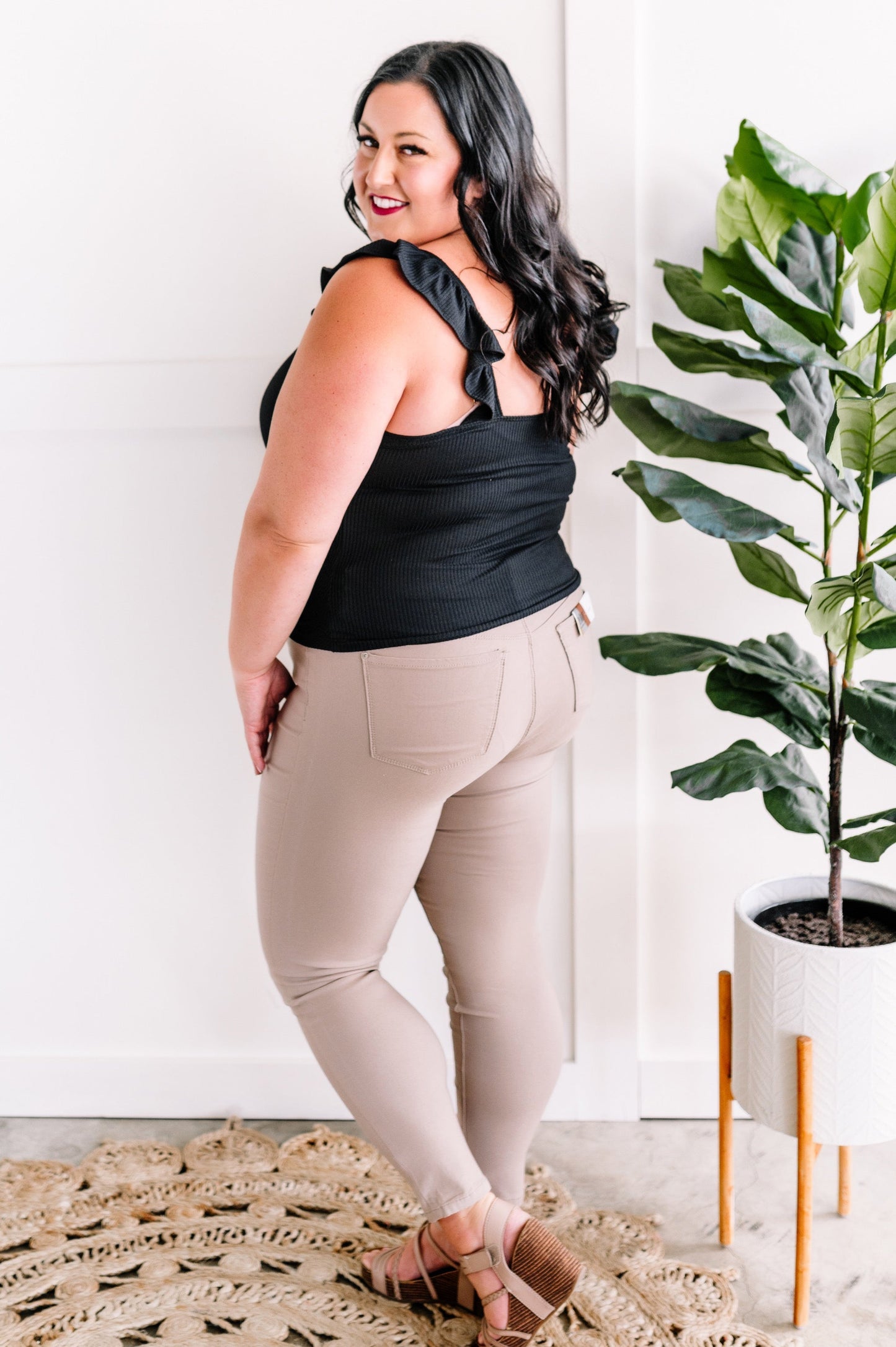Sweetheart Neckline Flutter Sleeve Top In Smokin' Black