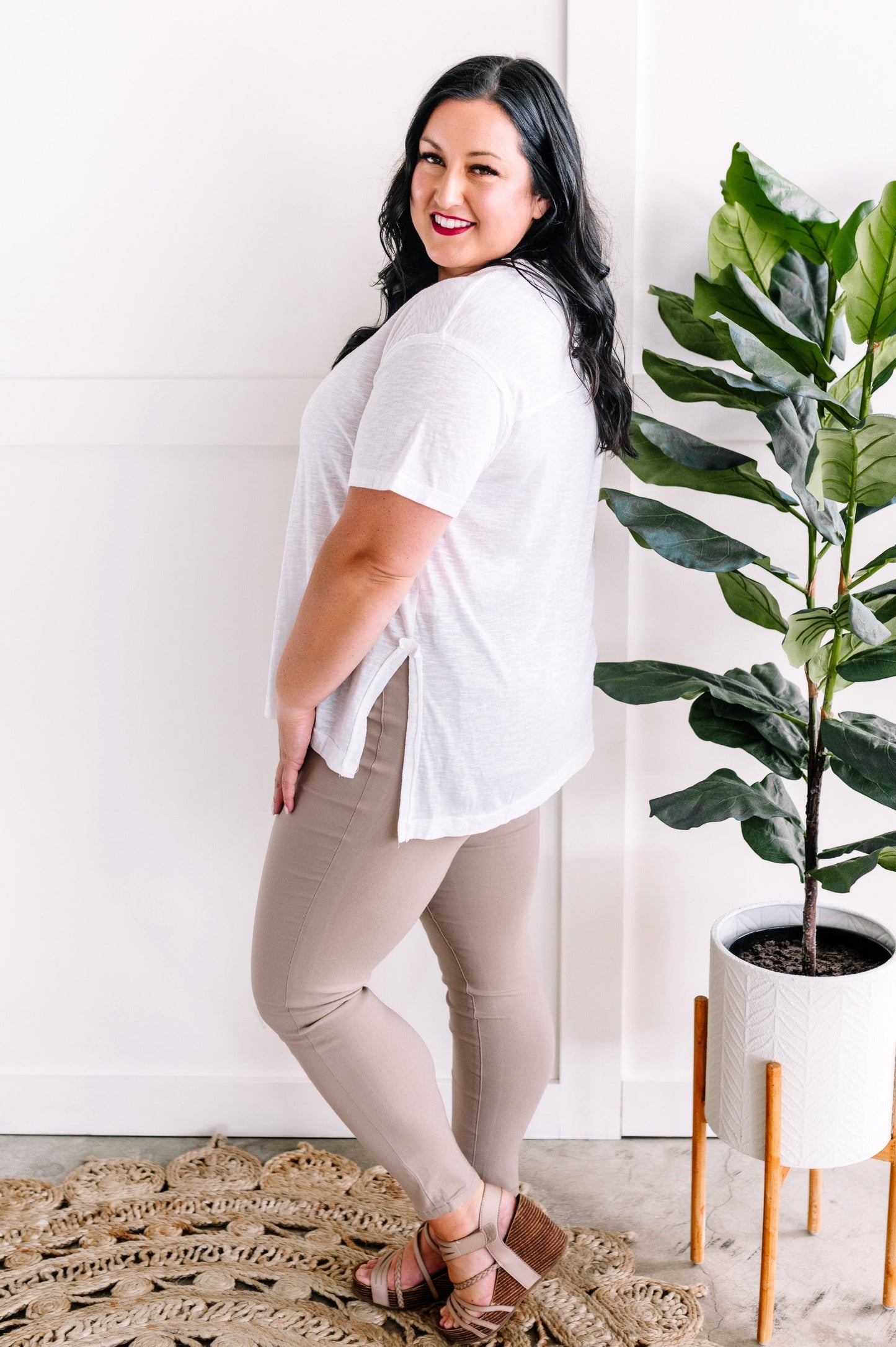 Side Slit Detail Tee In Fresh Ivory