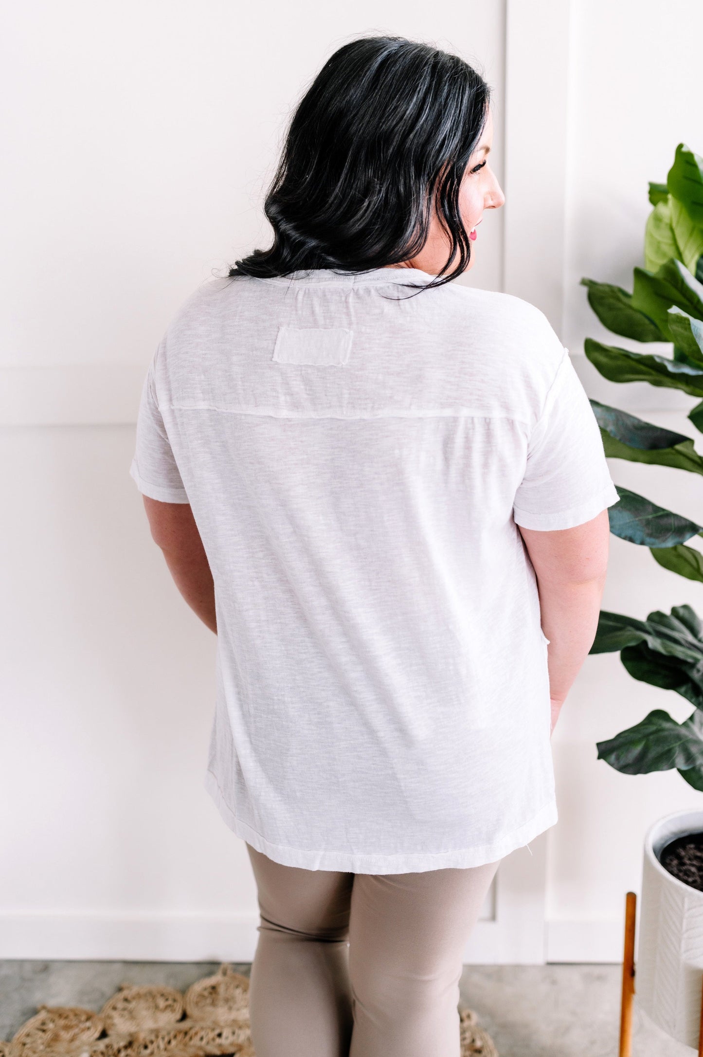 Side Slit Detail Tee In Fresh Ivory