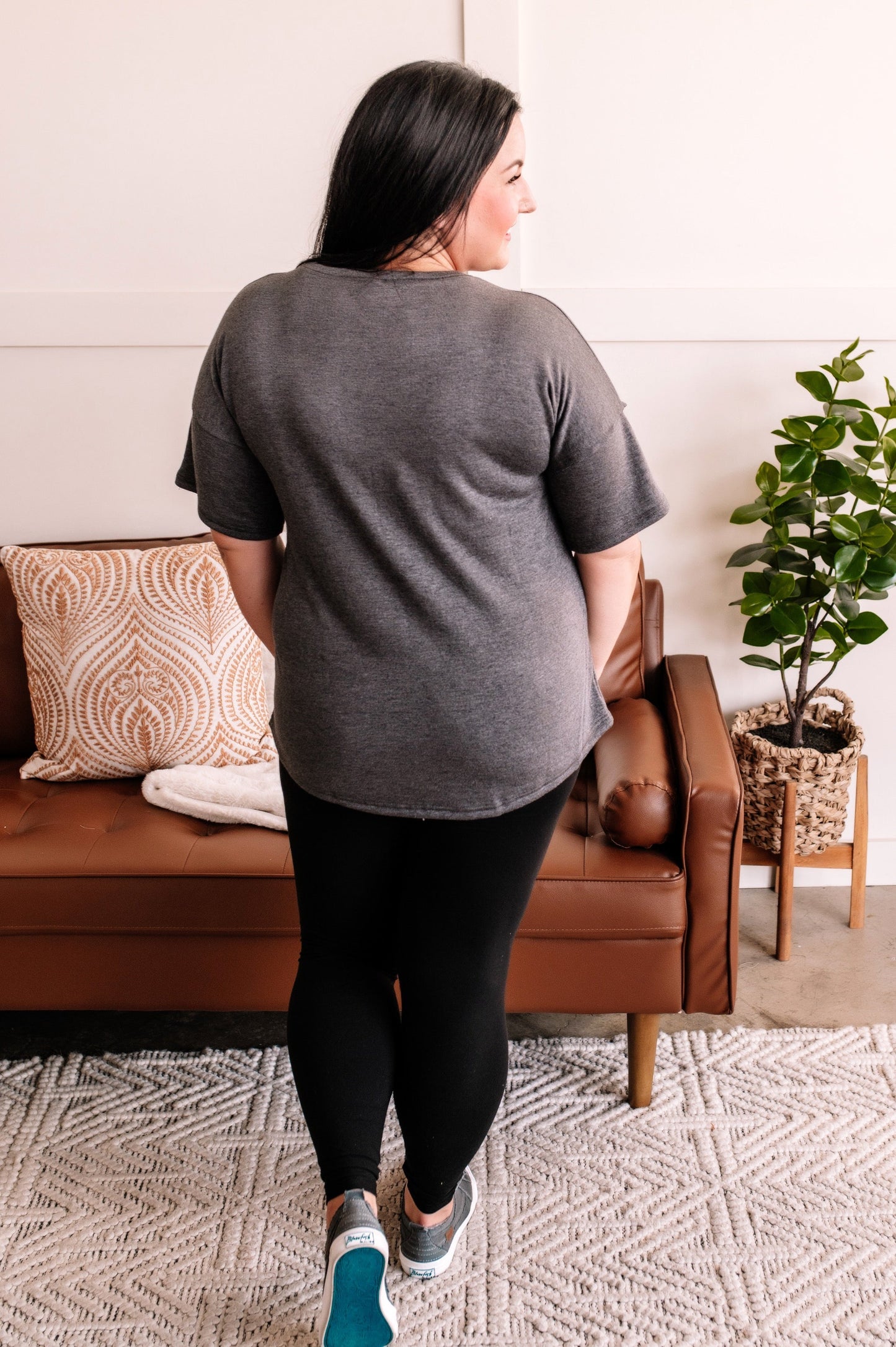 Swept Away Pocket Top In Dreamscape Gray