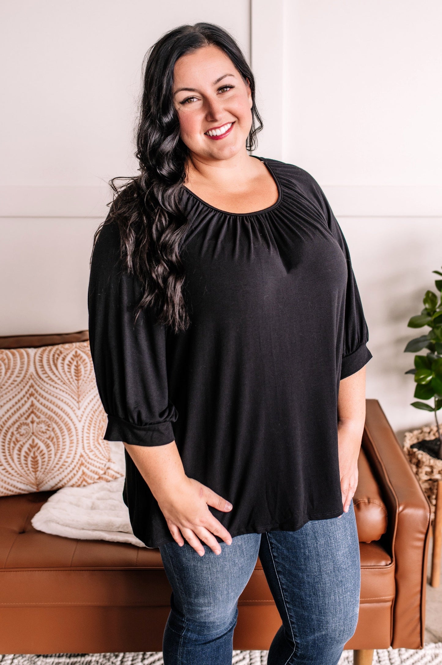 Tiny Bubbles Flowy Top In Black Cat