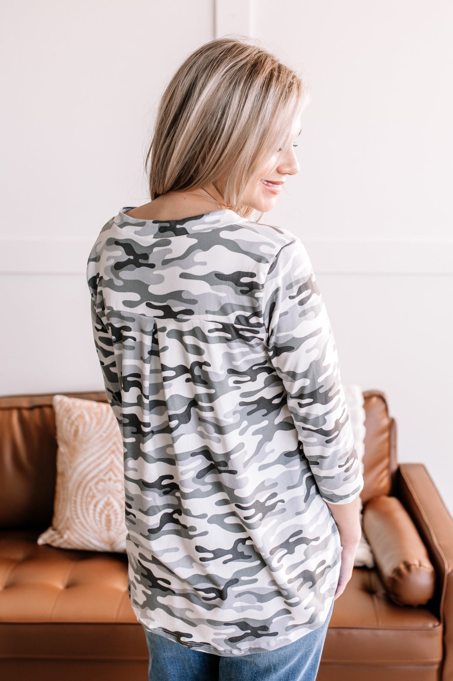 What The Check Gabby Top In Camo