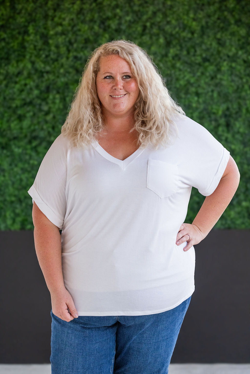 IN STOCK Sierra Pocket Top - White FINAL SALE