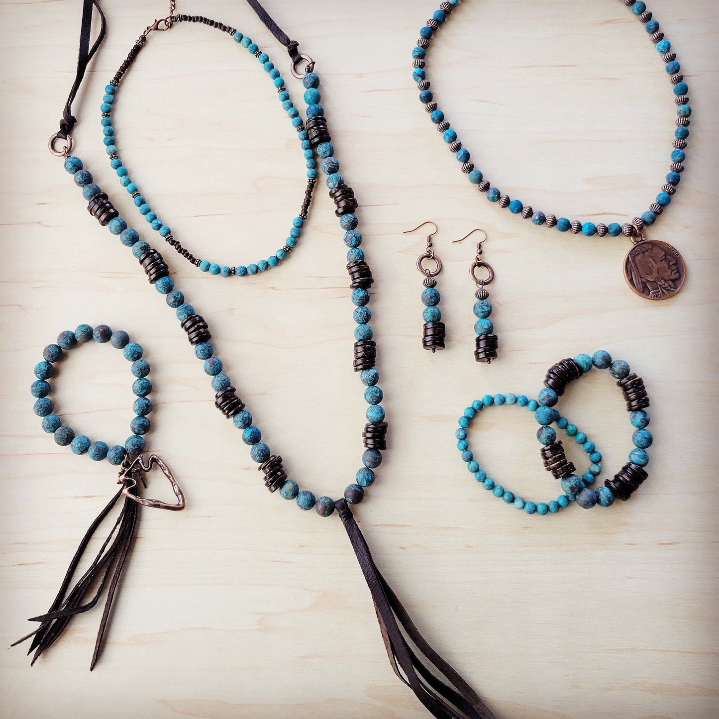 **Natural American Turquoise Beaded Collar Necklace w/ Indian Head Pendant 262h
