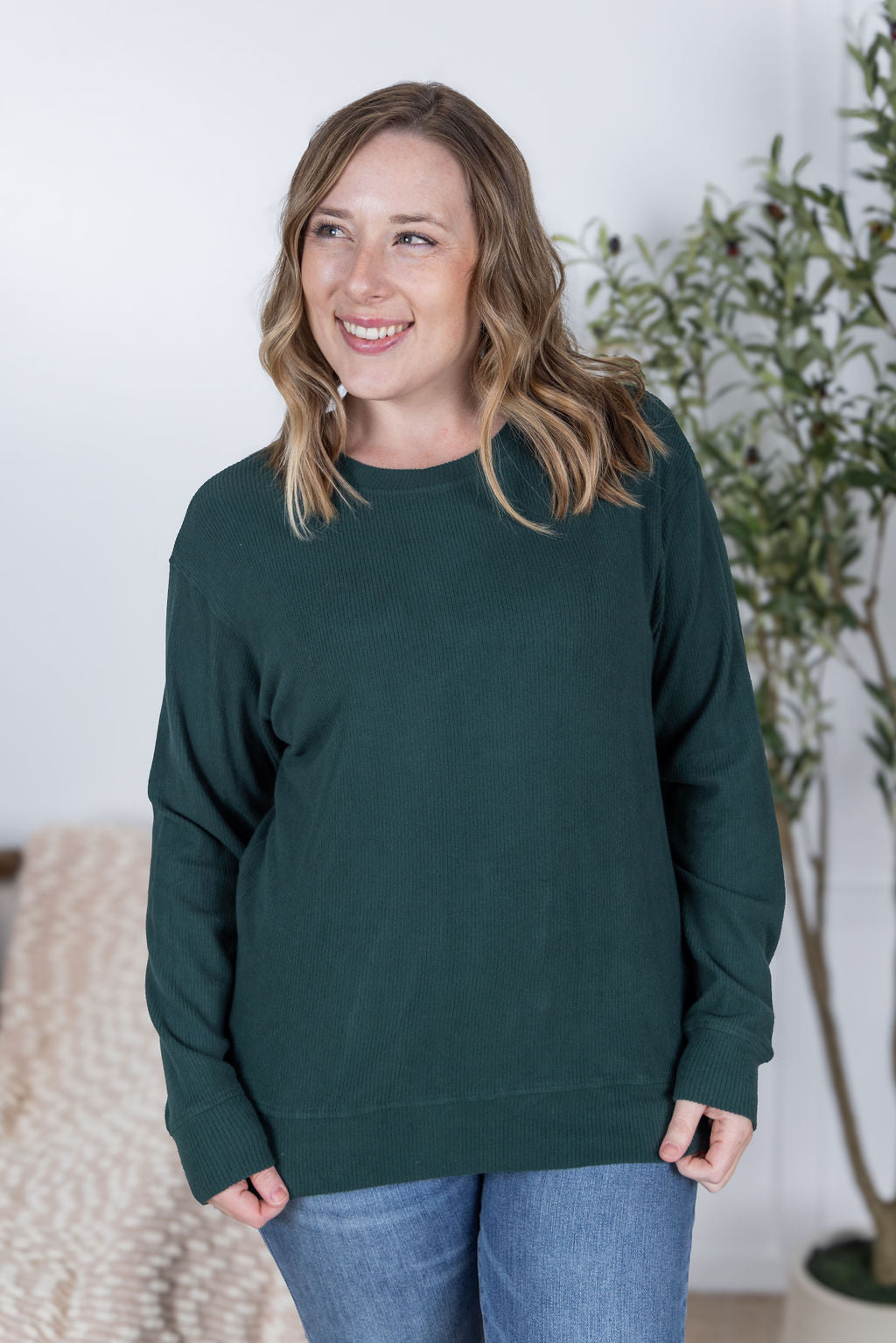 IN STOCK Corrine Ribbed Pullover Top - Hunter Green