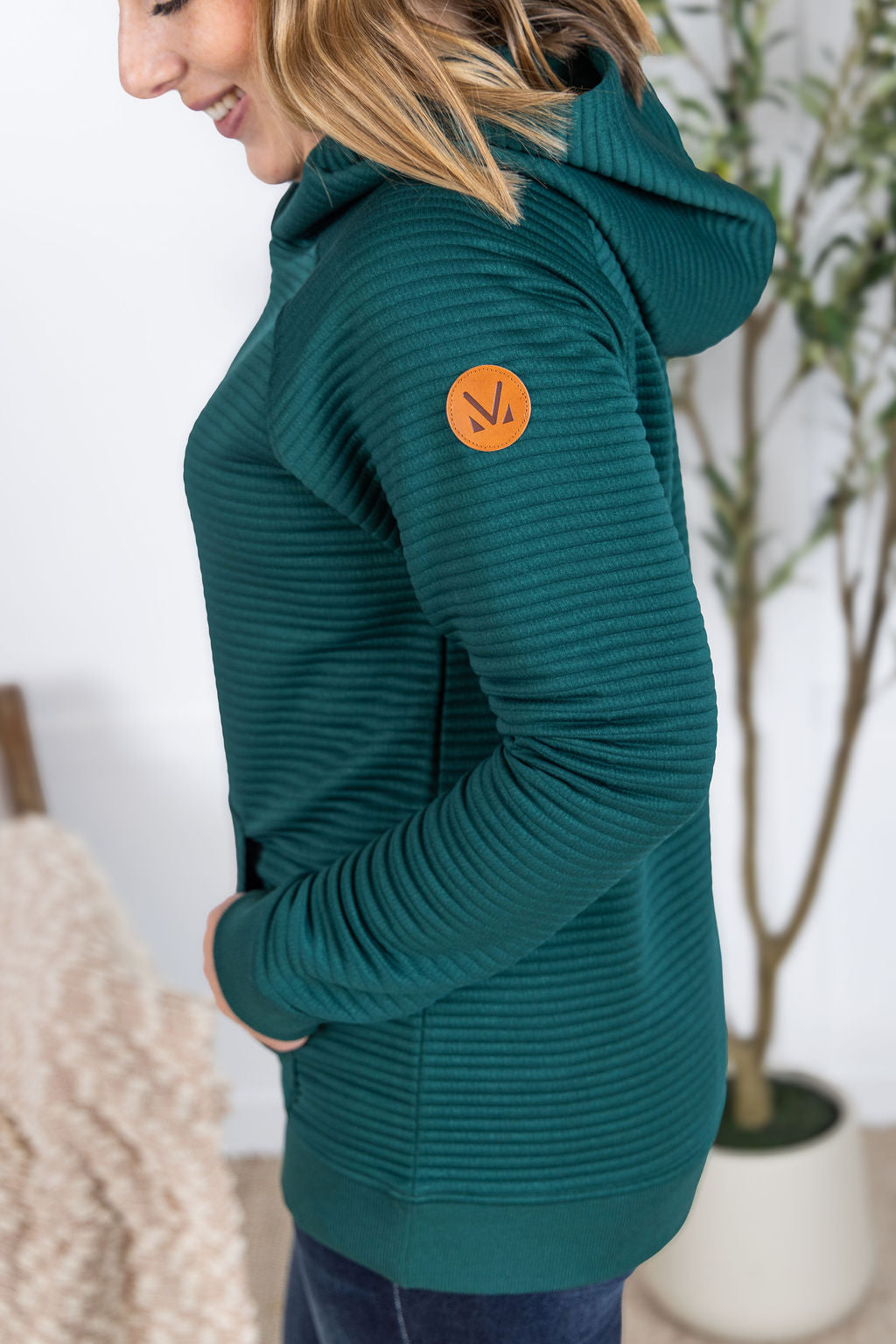 IN STOCK Tatum Textured Pullover Hoodie - Hunter Green FINAL SALE