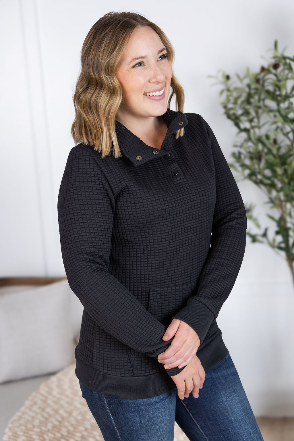 IN STOCK Whitley Waffle Snap Pullover - Black FINAL SALE