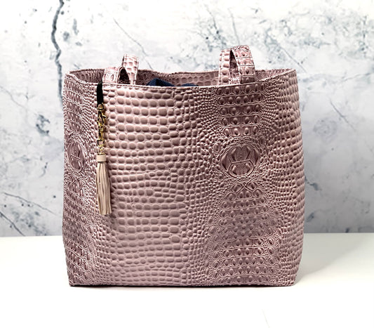 Gator Bubble Blush Makeup Junkie Daykeeper Tote