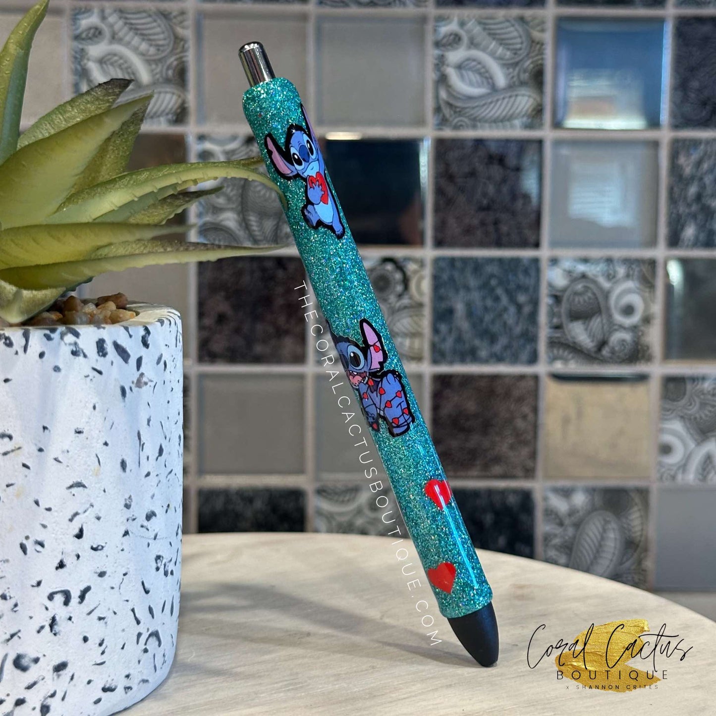 Custom Pen - Blue Alien Hearts