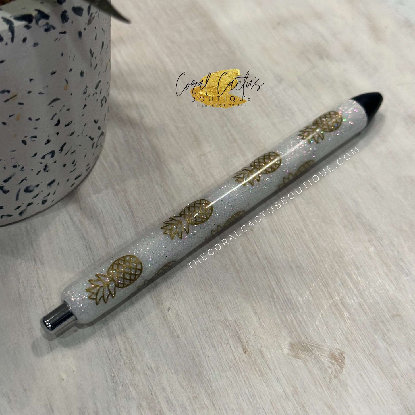 Custom Pen - White & Gold Pineapple