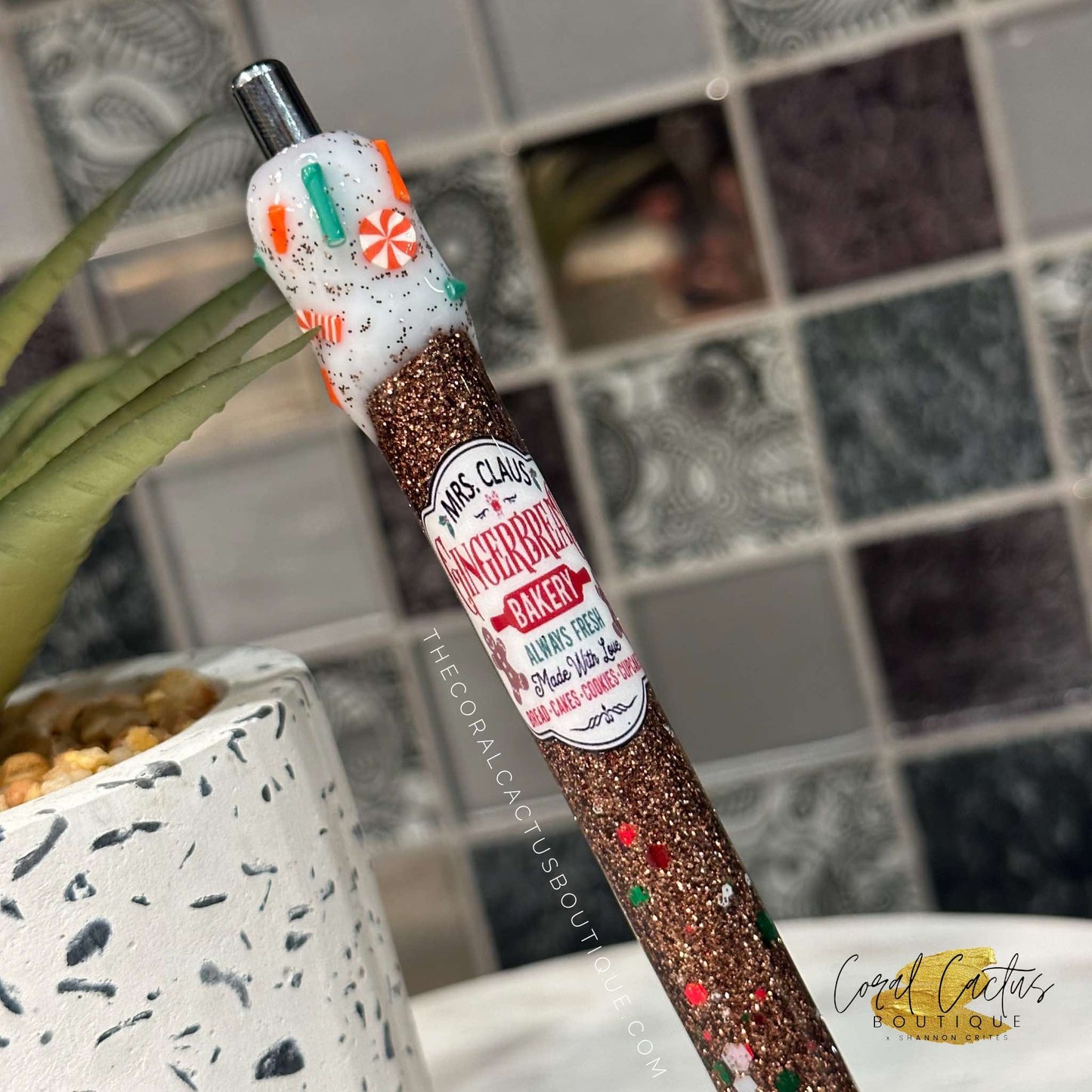 Custom Pen - Christmas Gingerbread Bakery Drip