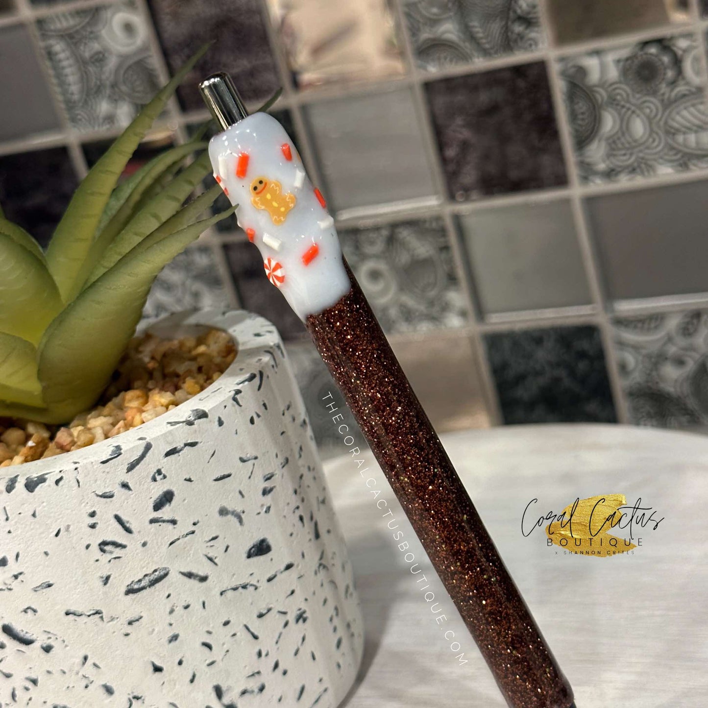 Custom Pen - Christmas Gingerbread Drip