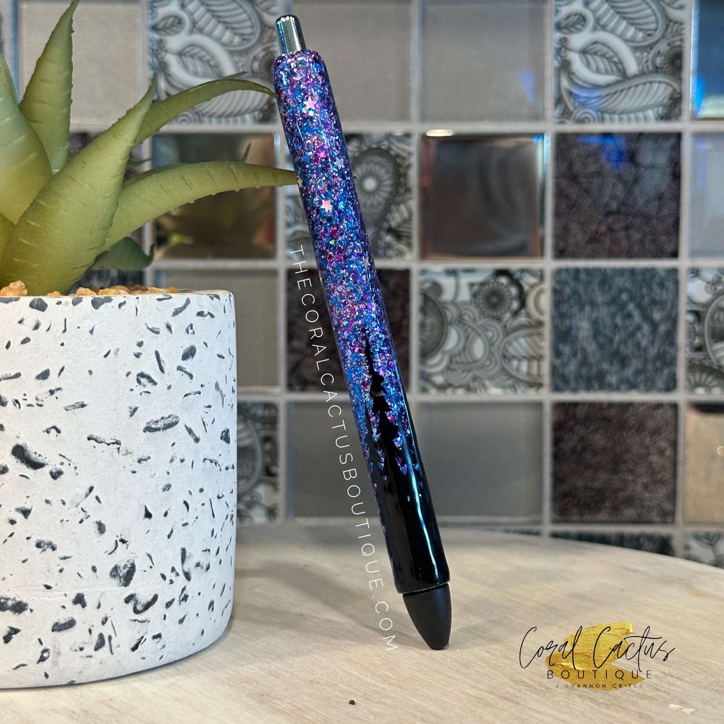 Custom Pen - Dark Northern Lights