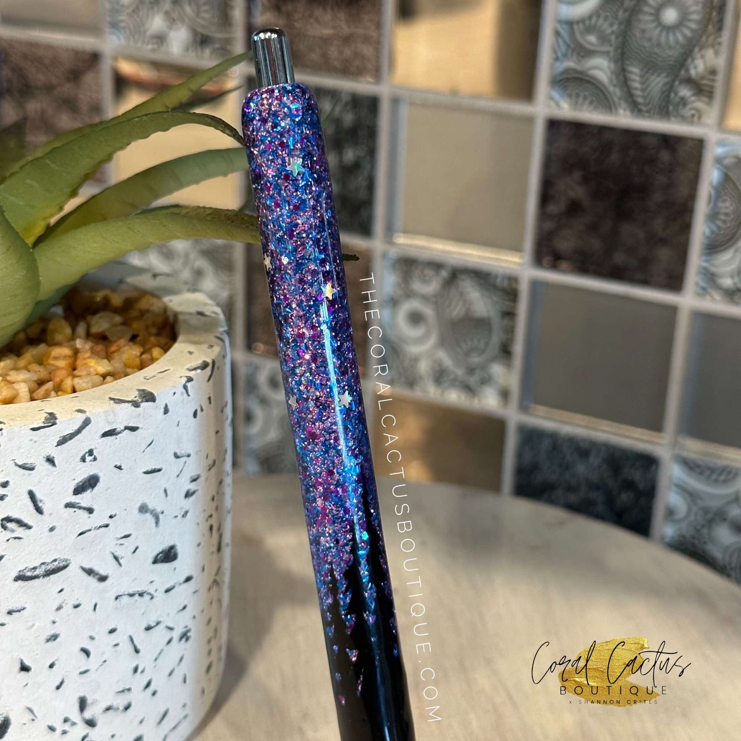 Custom Pen - Dark Northern Lights