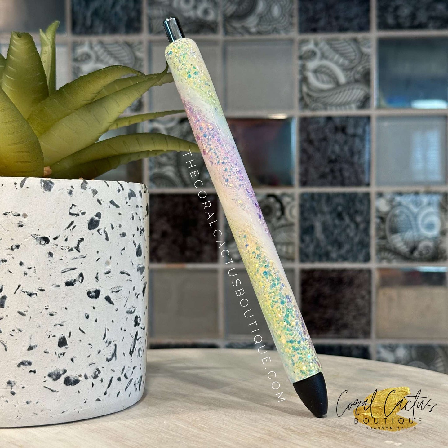 Custom Pen - Pastel & White Swirl