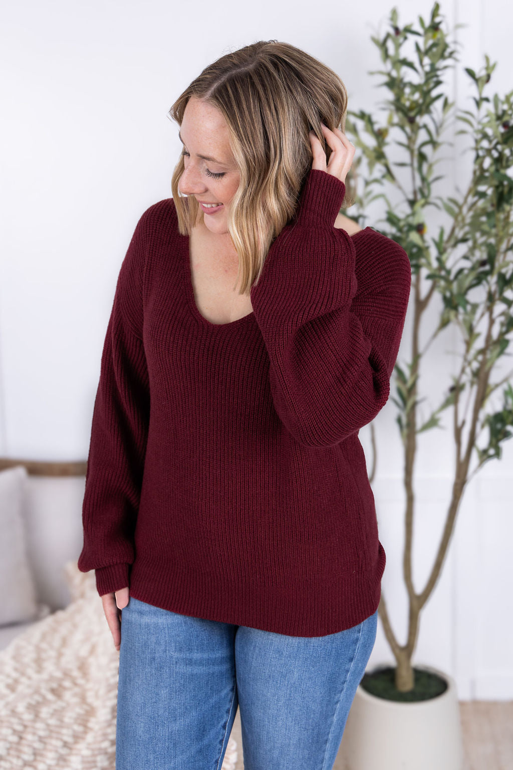 IN STOCK Bethany Bow Knit Sweater - Burgundy FINAL SALE