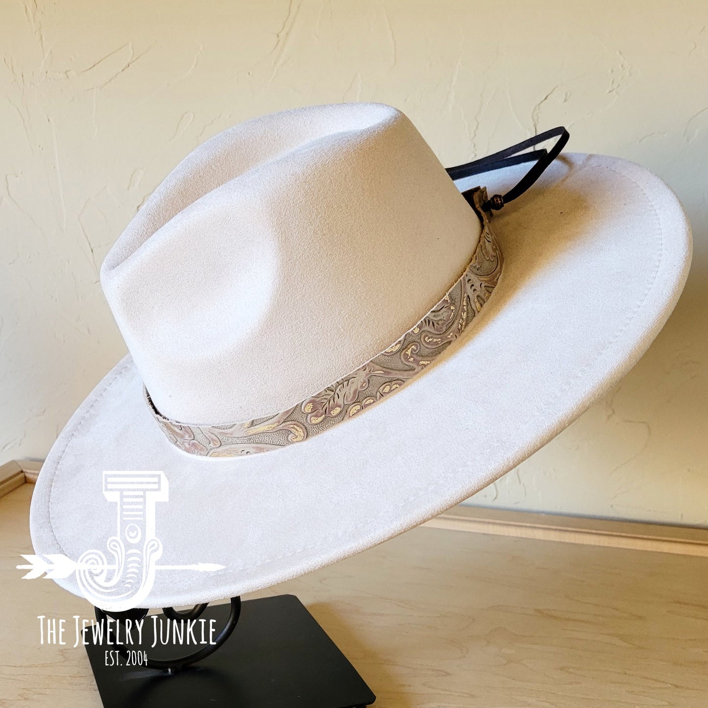 **Gilded Cowboy  Embossed Leather Hat Band Only 950m
