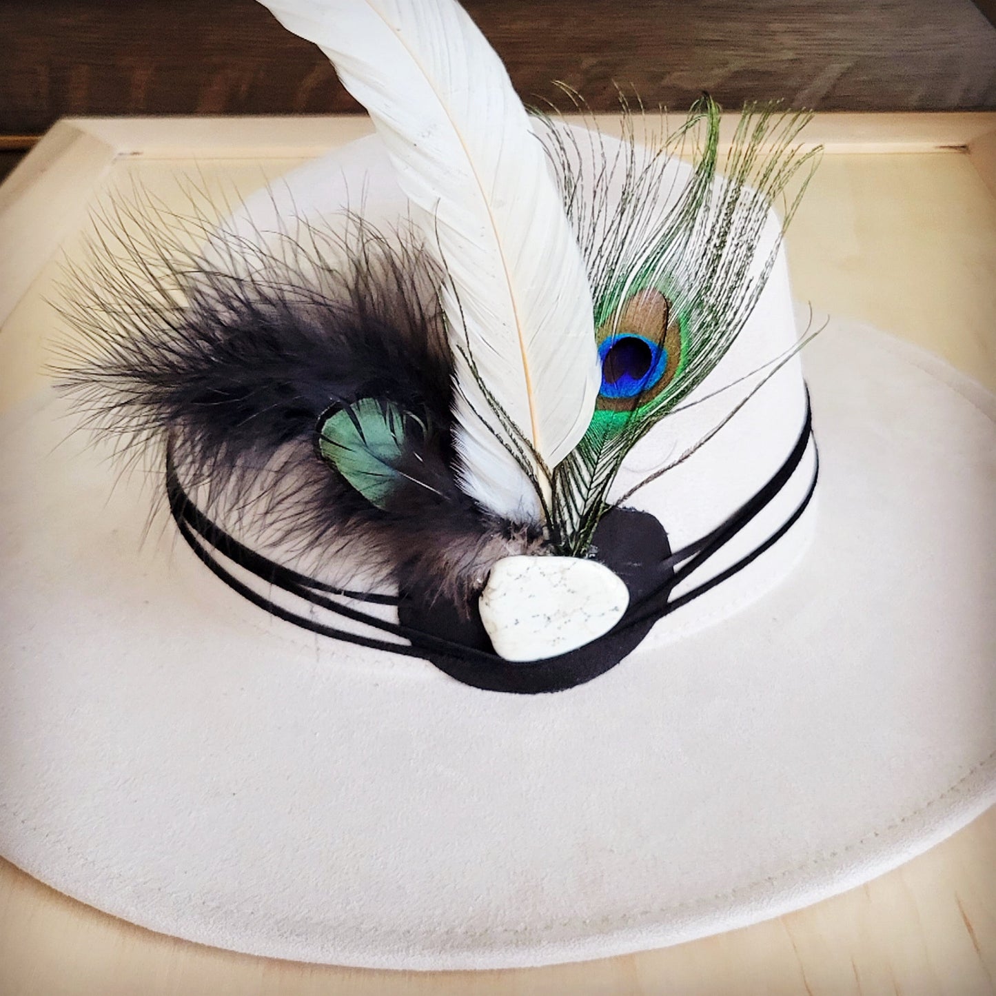 Peacock/White Feather & Turquoise on Leather Hat Band (Band Only) 953f