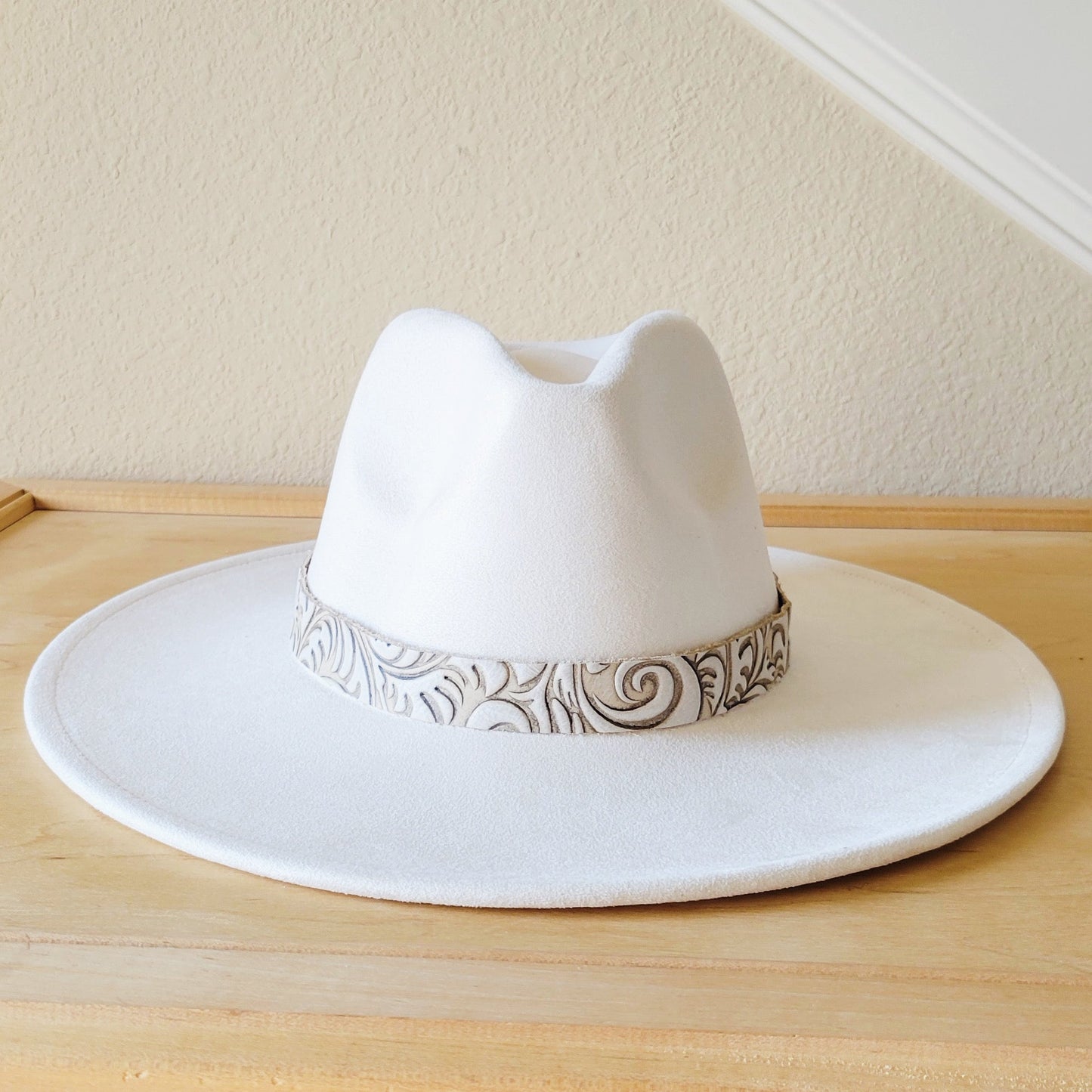 Sandy White Floral Embossed Leather Hat Band Only 951cc