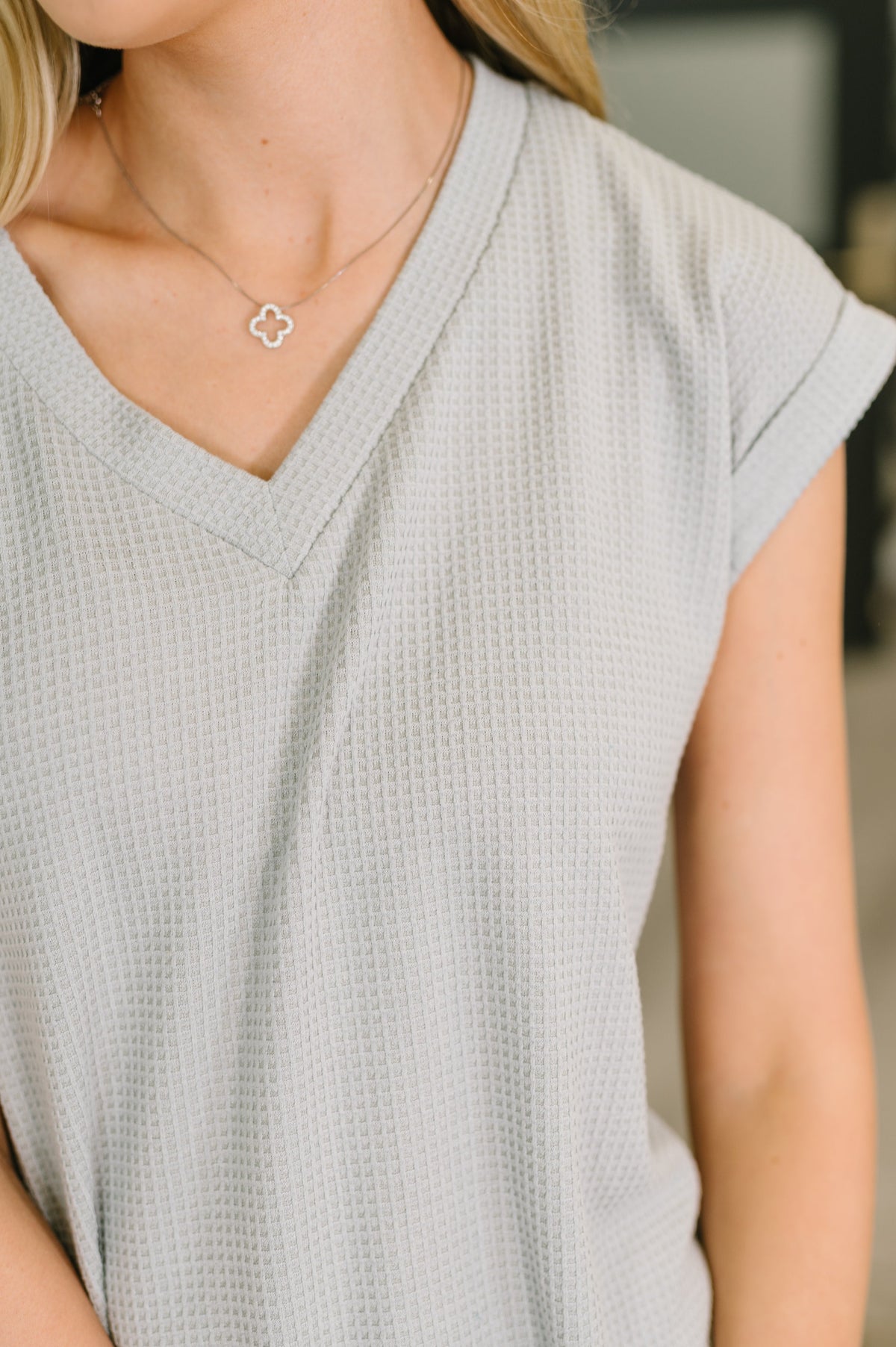 Classic Timeless V-Neck Tee in Pearl Grey