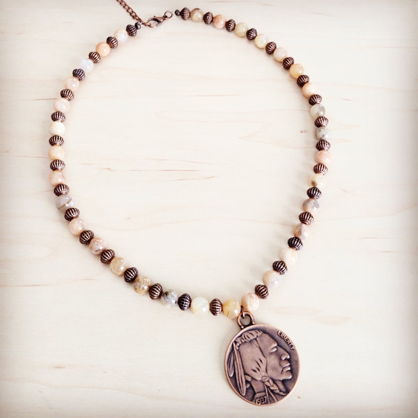 **Natural Agate Beaded Collar Necklace w/ Indian Head Pendant 262m