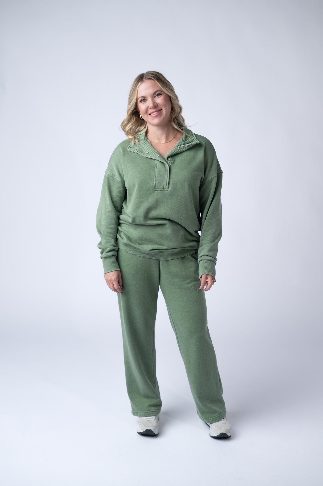 IN STOCK Jesse Vintage Wash Snap Pullover - Olive FINAL SALE