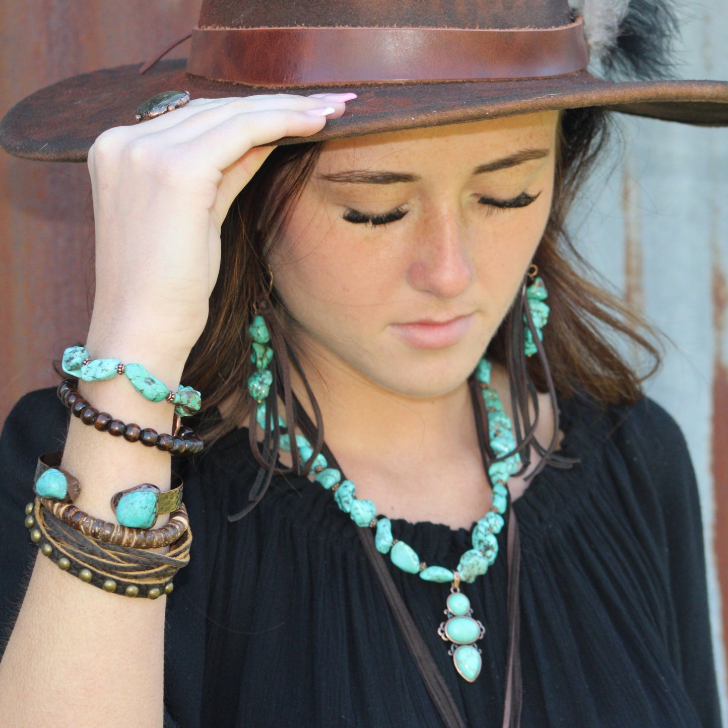 Blue Turquoise Necklace and copper w/ Turquoise Pendant 259L