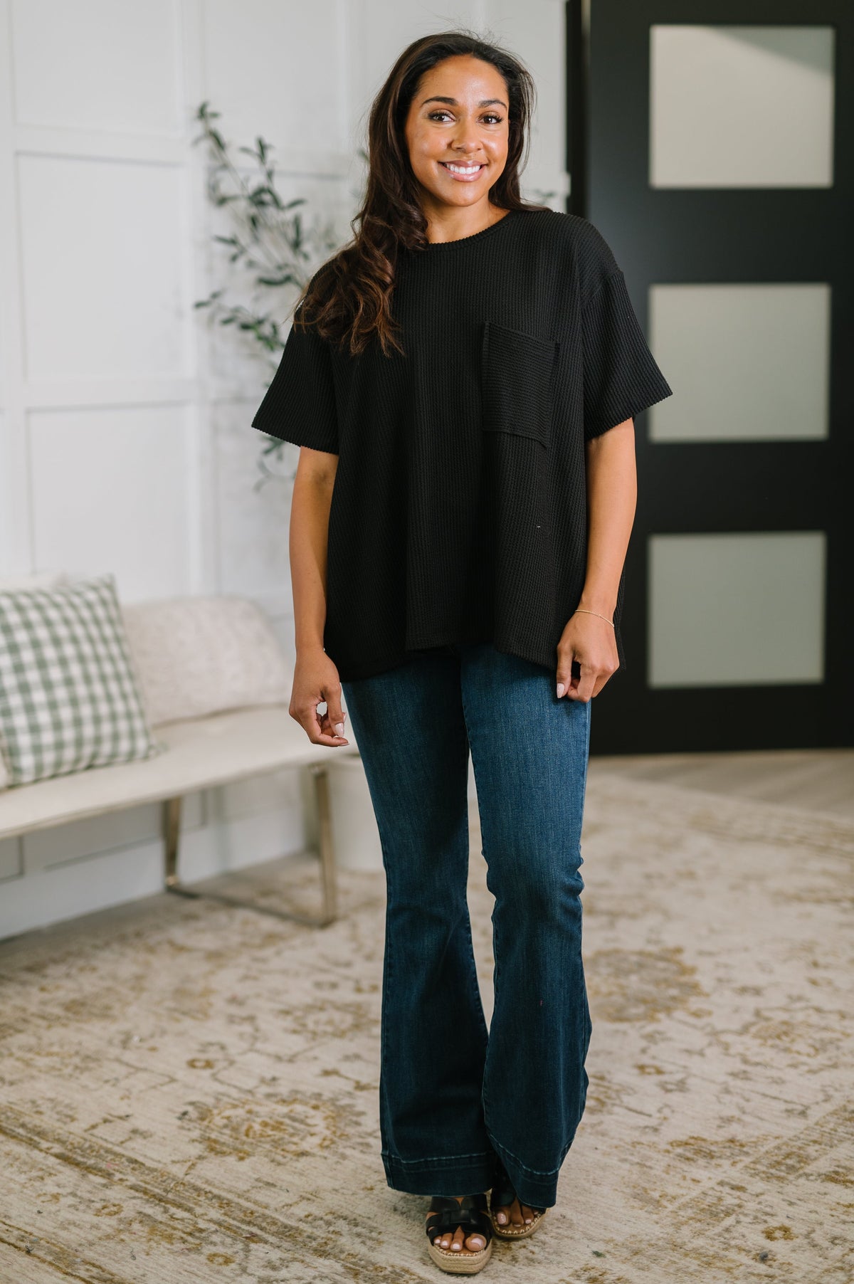 Not That complicated Textured Boxy Tee in Black