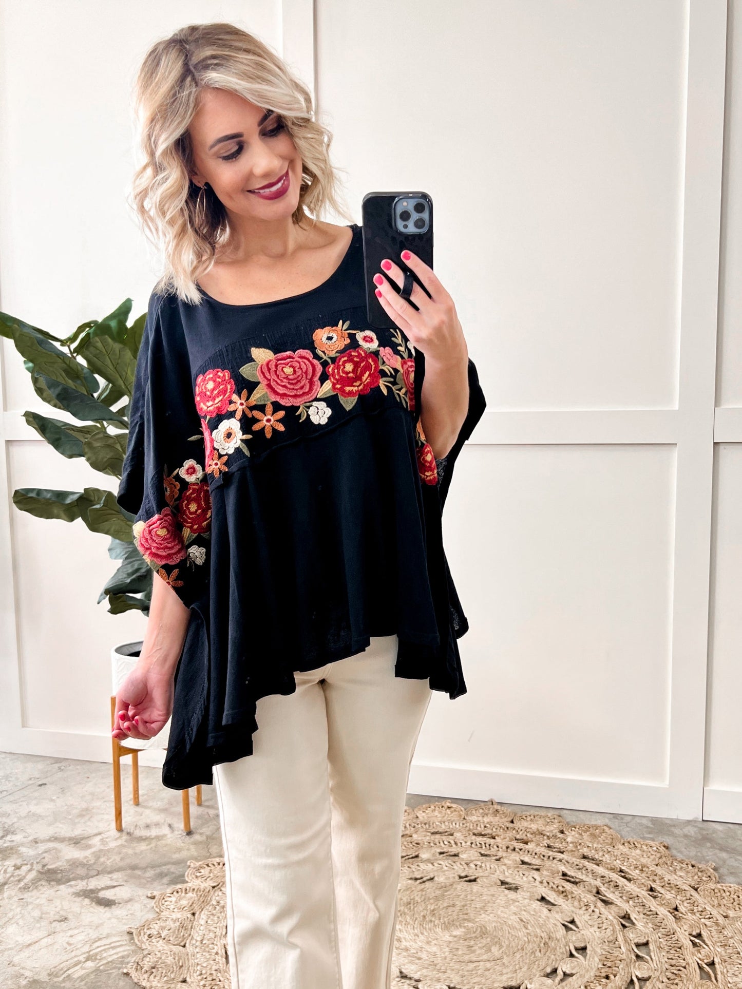 Savanna Jane Bold Embroidered Top In Black Dahlia